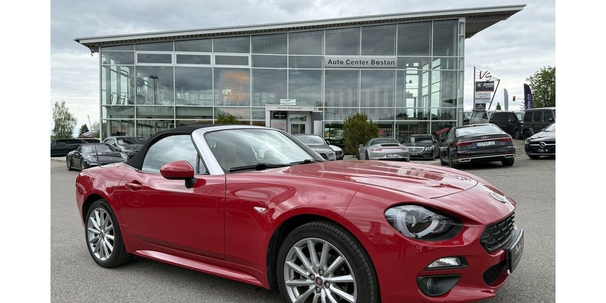 Fiat 124 Spider 1.4 LUSSO/BOSE/SITZHEIZUNG/PARKSENSOR 48.037 km 18.900 &euro; Villingen-Schwenningen 78054