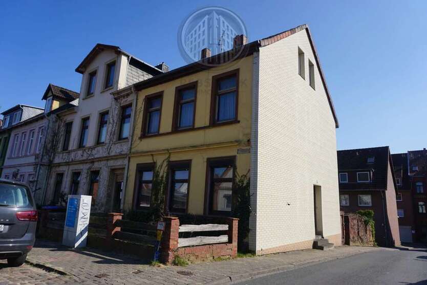 Haus zum Kaufen in Lüneburg 230.000 € 110 m²