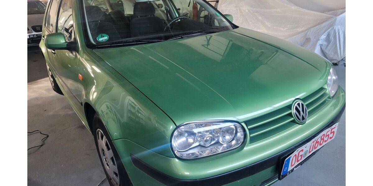 VW Golf 233.100 km 1.198 &euro; Lahr-Langenwinkel 77933