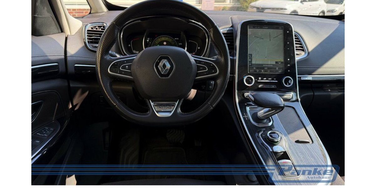 Renault Espace Initiale Paris*Pano*7-Sitz*HUD*TV*1-Hand* 141.944 km 16.490 &euro; Berlin 13187