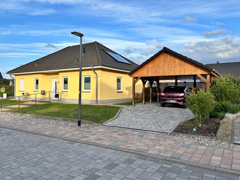Barrierefreier Wohntraum mit Wintergarten- ruhige Lage bei Lübeck
