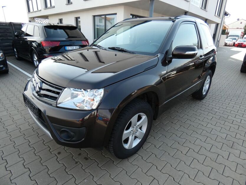 Suzuki Grand Vitara 203.000 km 6.790 € Erfurt 99087