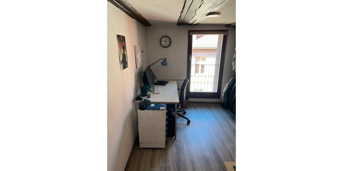 Etagenwohnung Rostock Alt Bartelsdorf - 1 Zimmer, 15 m&sup2;, 266&euro; | Angebot:26408526