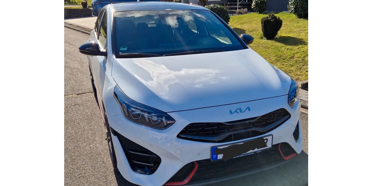 Kia ceed / Ceed 30.000 km 28.900 &euro; Rotenhain 56459