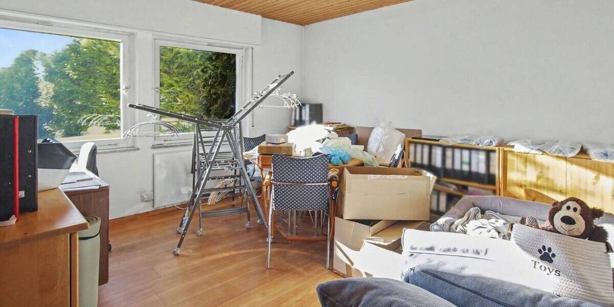 Mehrfamilienhaus, Wohnhaus Uhingen Baiereck - 6 Zimmer, 147 m&sup2;, 299.000&euro; | Angebot:26291346