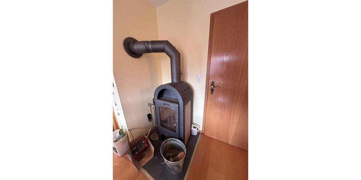 Mehrfamilienhaus, Wohnhaus Ippesheim Herrnberchtheim - 8 Zimmer, 189 m&sup2;, 285.000&euro; | Angebot:25772226