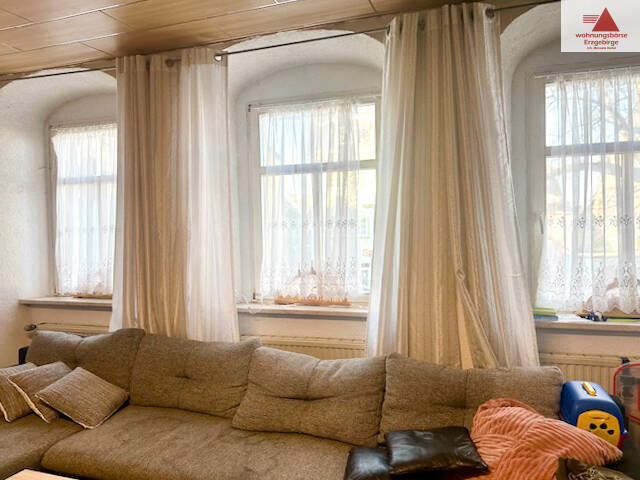 Reihenmittelhaus Schlettau - 6 Zimmer, 150 m&sup2;, 125.000&euro; | Angebot:25744600