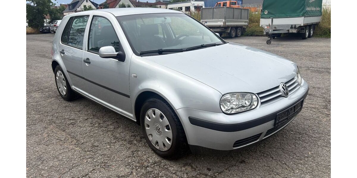 VW Golf 250.000 km 1.800 &euro; Knetzgau 97478