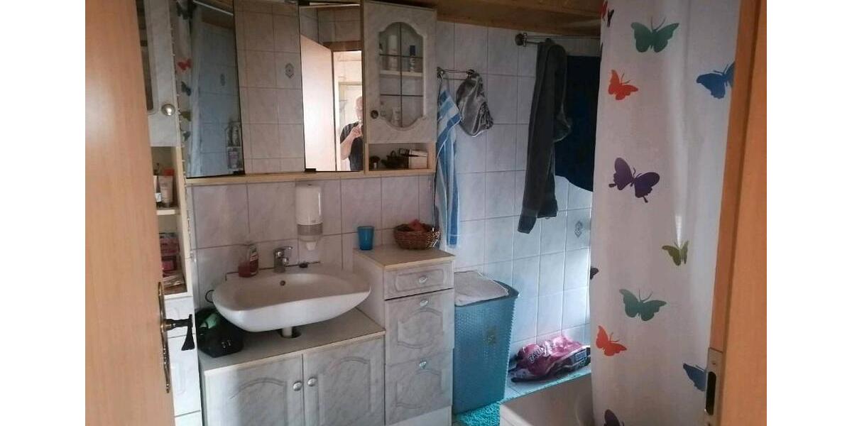 Mehrfamilienhaus, Wohnhaus Dargun - 8 Zimmer, 240 m&sup2;, 185.000&euro; | Angebot:26051246