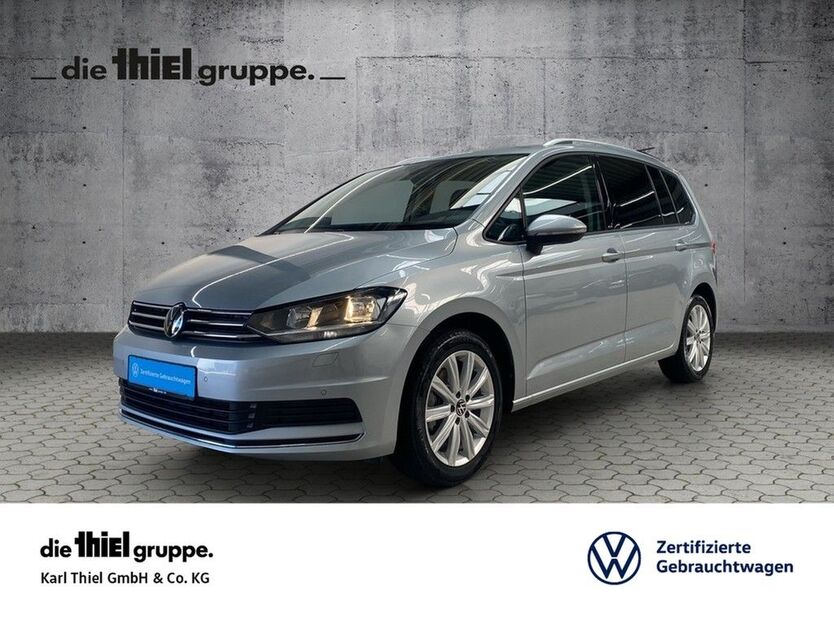 VW Touran 10.050 km 32.875 € Rheda-Wiedenbrück 33378