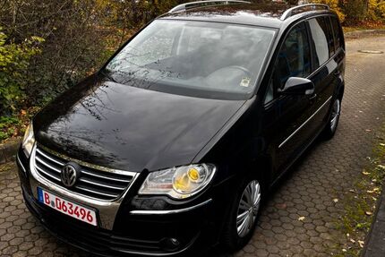 VW Touran 318.568 km 1.980 &euro; Berlin 13597