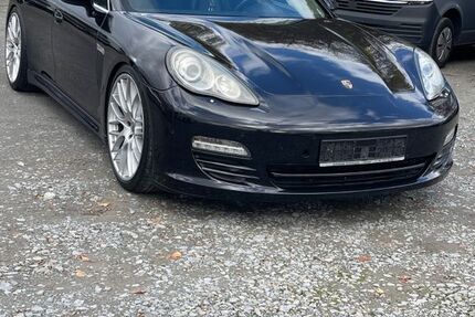 Porsche Panamera 272.000 km 14.900 &euro; Overath 51491