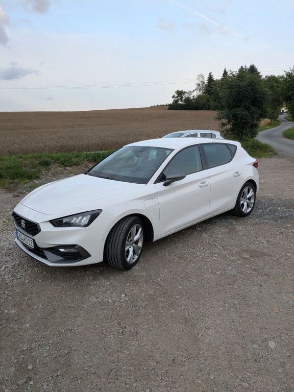 Seat Leon 32.000 km 21.600 € Saalburg-Ebersdorf 07929