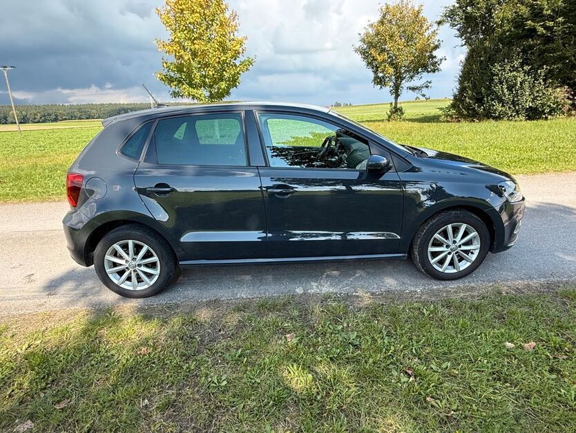 VW Polo 96.000 km 10.700 € Munderkingen 89597
