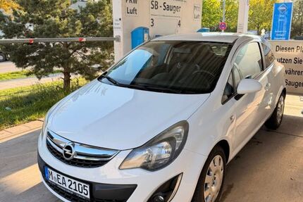 Opel Corsa 195.000 km 3.999 &euro; München 81673