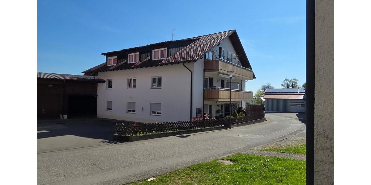 Dachgeschoßwohnung Immenstaad am Bodensee - 3 Zimmer, 61 m&sup2;, 795&euro; | Angebot:26223612