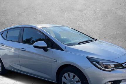 Opel Astra 69.000 km 8.999 &euro; Detmold 32758