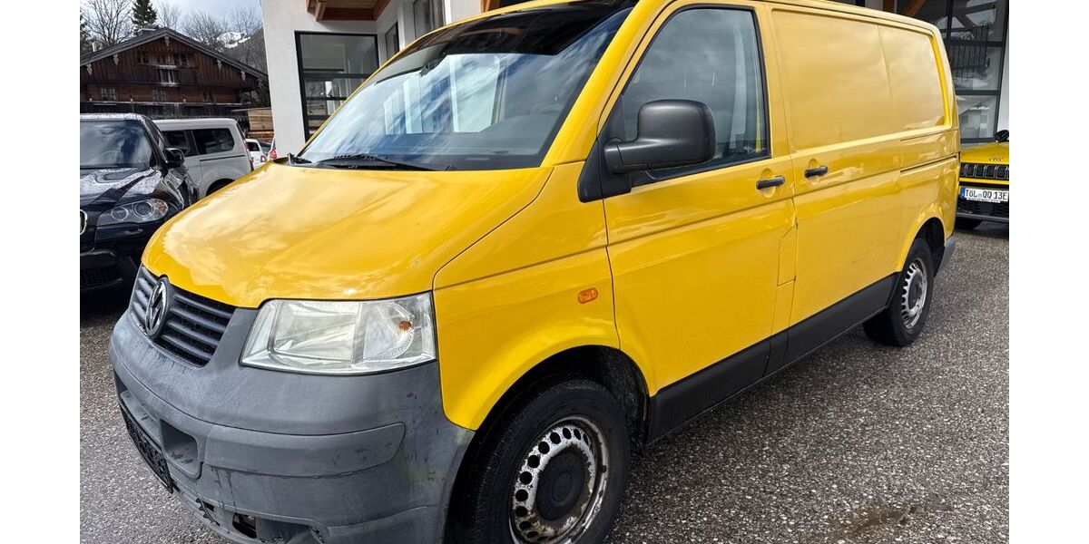 VW T5 Transporter 184.000 km 2.699 &euro; Lenggries 83661