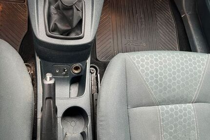 Ford Fiesta 161.000 km 2.300 &euro; ilshofen 74532