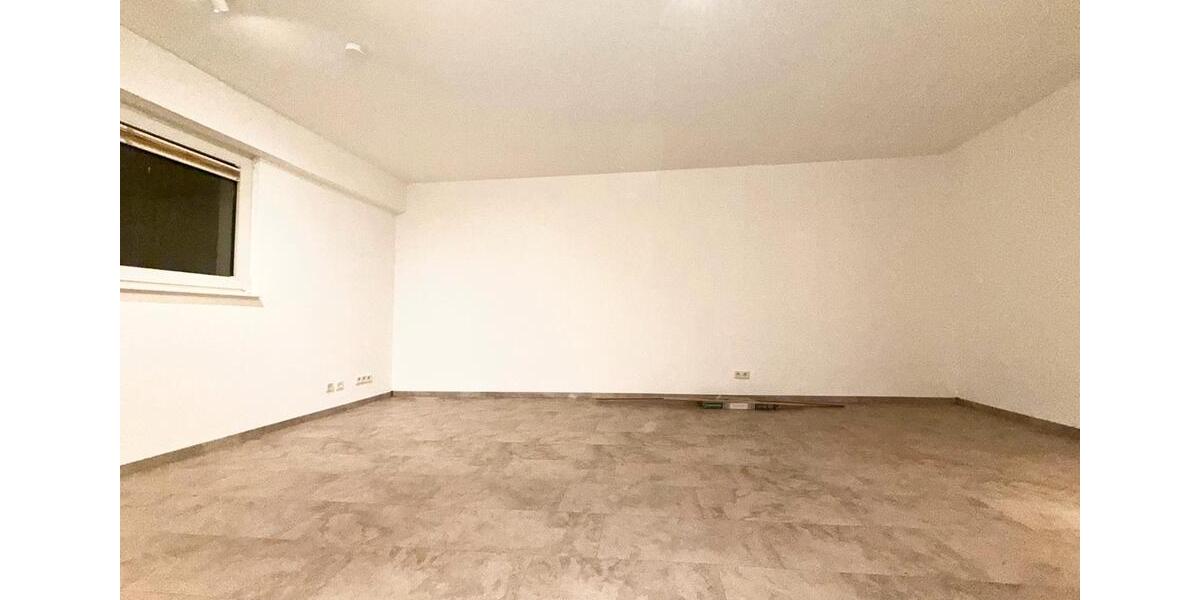 Erdgeschoßwohnung Essen Stadtbezirk IX - 1.5 Zimmer, 33 m&sup2;, 500&euro; | Angebot:26408145
