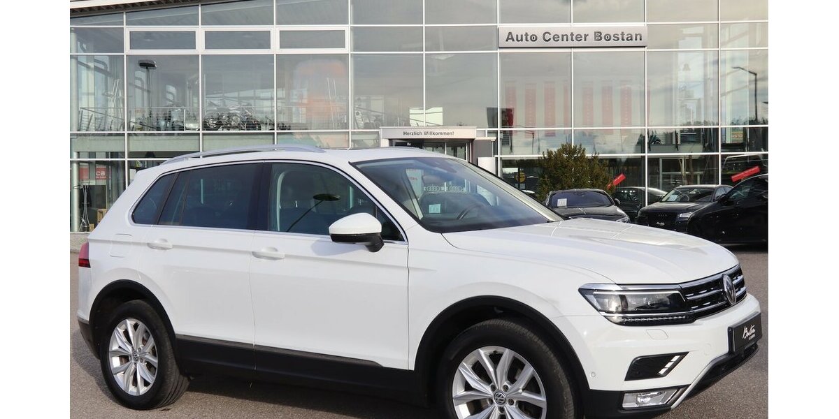 VW Tiguan 2.0TDI HIGHLINE/4-MOTION/VIRTUAL/PANORAMA 162.880 km 18.900 &euro; Villingen-Schwenningen 78054