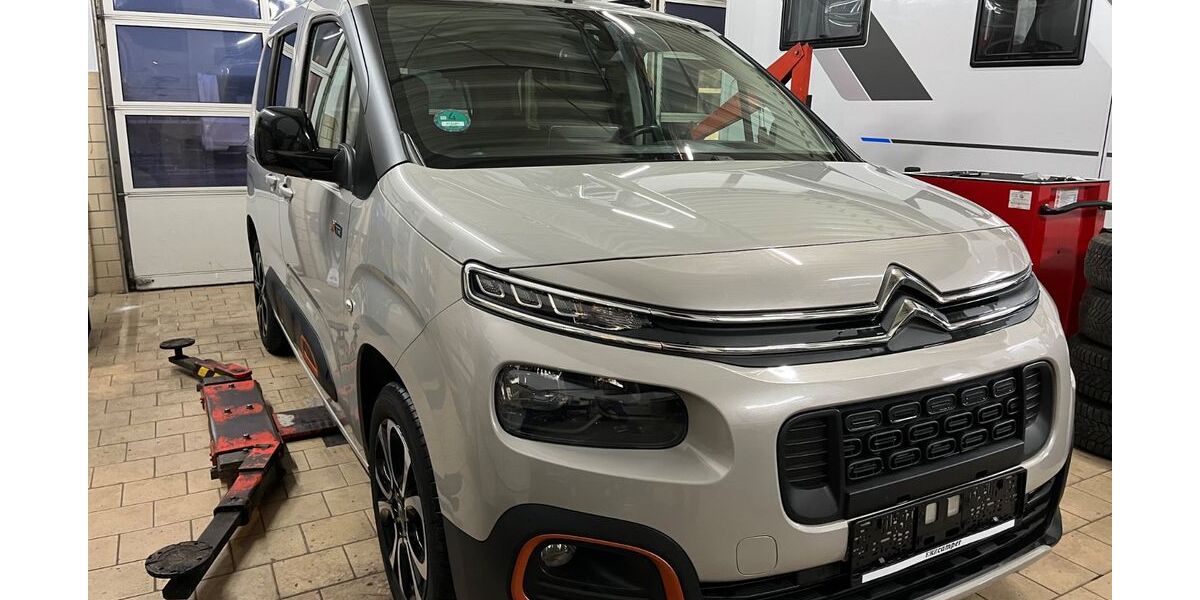 Citroen Berlingo 106.000 km 14.990 &euro; Bad Schlema 08301