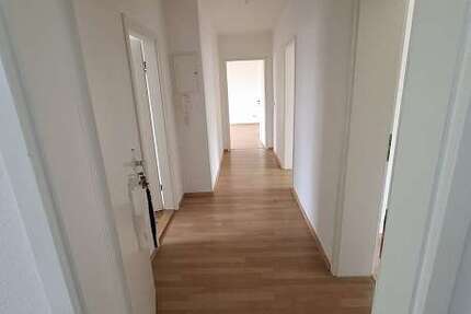 Wohnung Bitterfeld-Wolfen Wolfen - 2 Zimmer, 74 m&sup2;, 444&euro; | Angebot:27375023