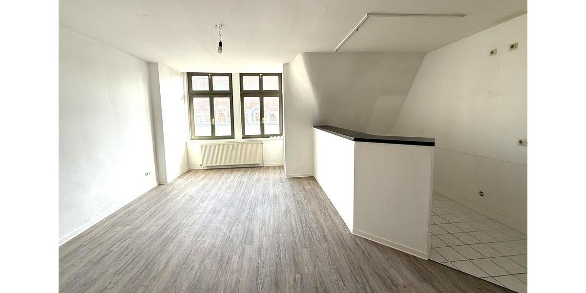 Dachgeschoßwohnung Magdeburg Nordwest - 2 Zimmer, 55 m&sup2;, 400&euro; | Angebot:25415665