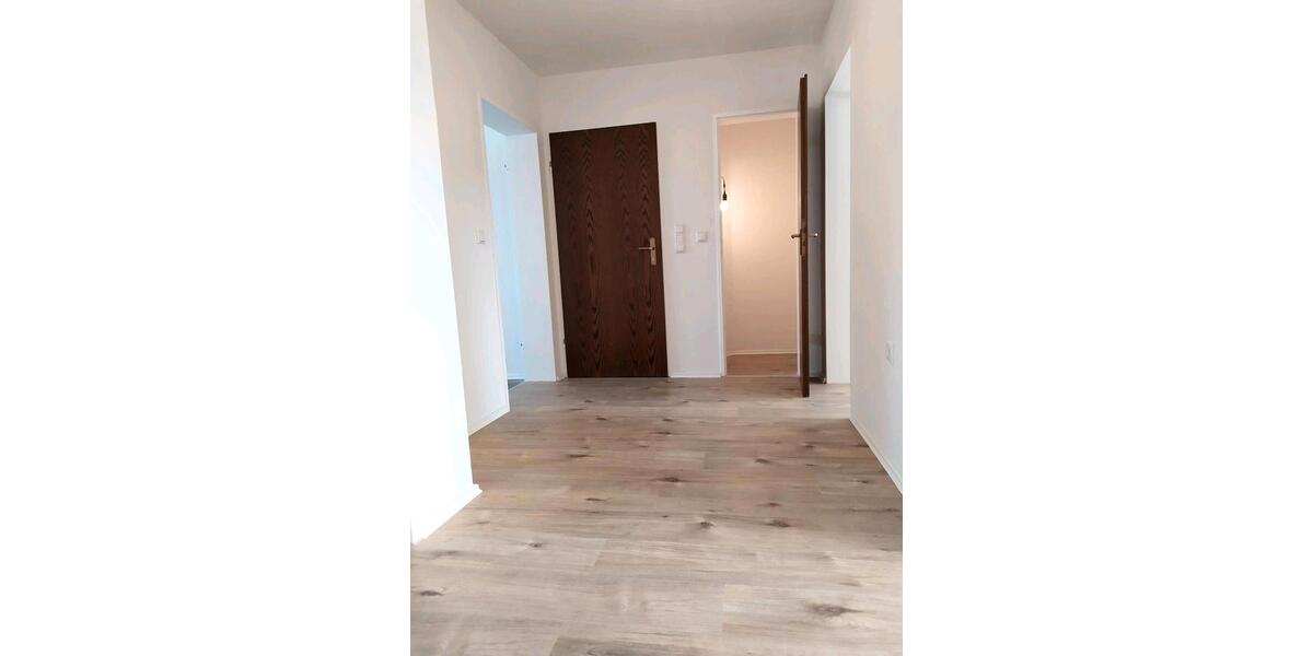 Dachgeschoßwohnung Stolberg (Rheinland) - 3 Zimmer, 65 m&sup2;, 159.000&euro; | Angebot:24976847