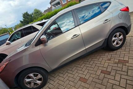 Hyundai ix35 124.000 km 9.000 &euro; Moers 47445