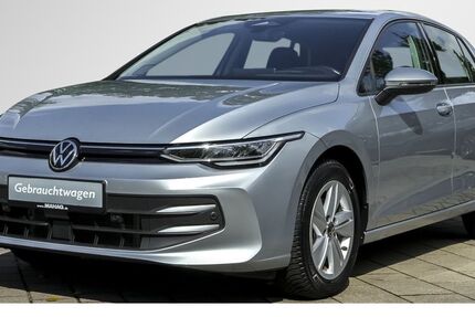 VW Golf 8.761 km 25.980 &euro; Ottobrunn 85521