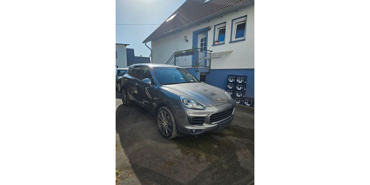 Porsche Cayenne 138.250 km 26.500 &euro; Sinzig 53489