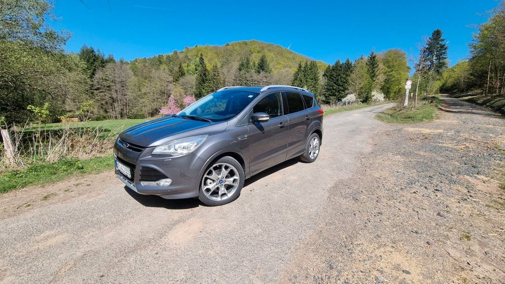 Ford Kuga 173.000 km 7.800 &euro; Breidenbach 35236