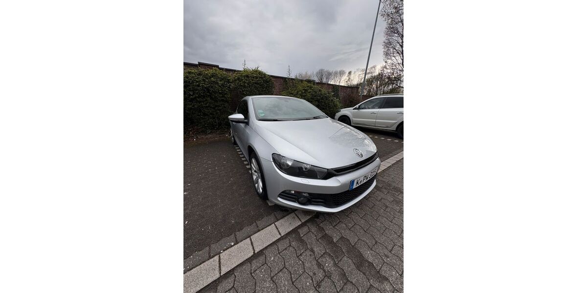 VW Scirocco 177.600 km 5.990 &euro; Leverkusen 51379