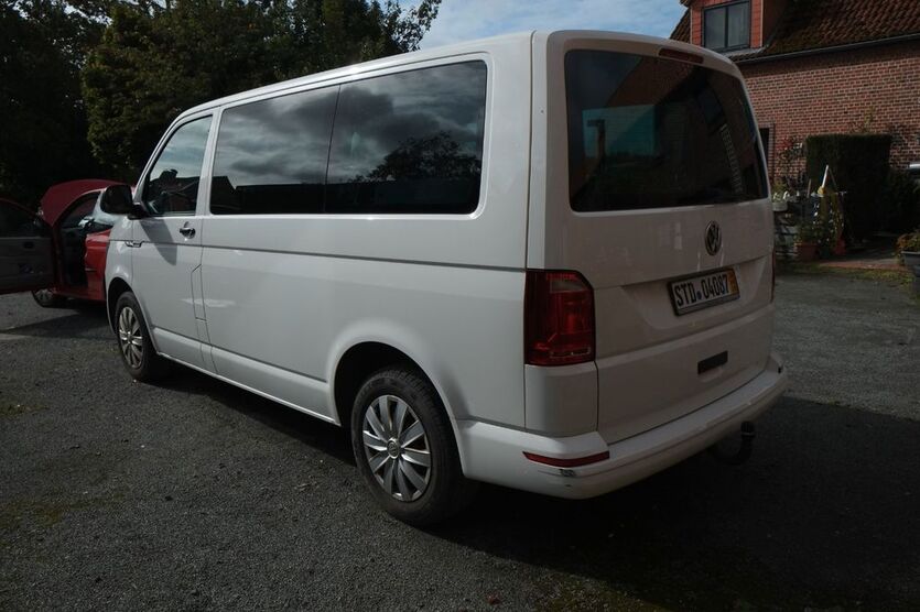 VW T6 Multivan 175.000 km 24.500 € Jork 21635