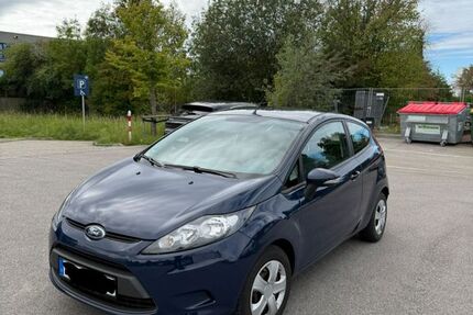 Ford Fiesta 134.637 km 3.900 € München 81737