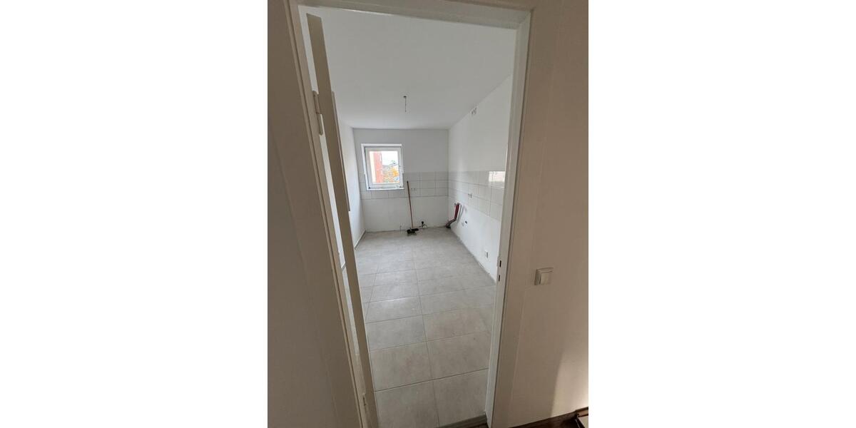 Erstbezug nach Sanierung mit Balkon und Garage 4 zimmer