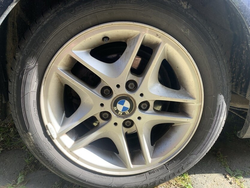 BMW 320 270.000 km 2.500 € Andernach 56626