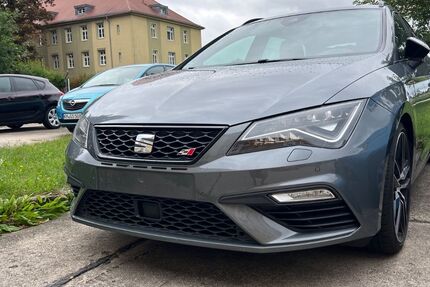 Seat Leon 188.000 km 13.800 € Kamenz 01917