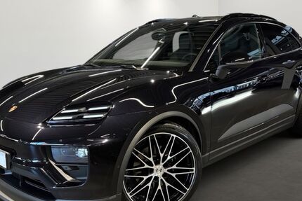 Porsche Macan 11.900 km 87.400 &euro; Villingen-Schwenningen 78048