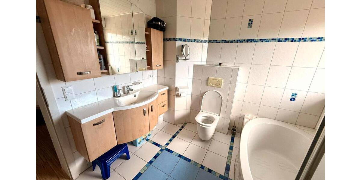 Reihenhaus Neckarsulm - 6.5 Zimmer, 186 m&sup2;, 1.850&euro; | Angebot:26625889
