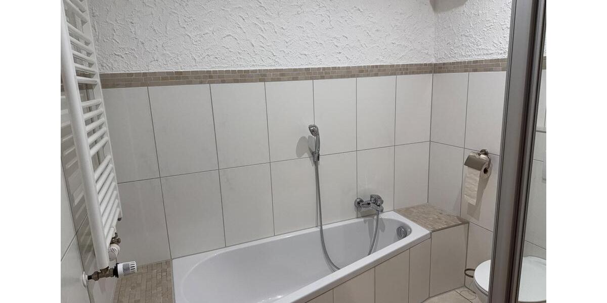 Dachgeschoßwohnung Schloß Holte-Stukenbrock Stukenbrock - 3 Zimmer, 82 m&sup2;, 249.000&euro; | Angebot:23190968