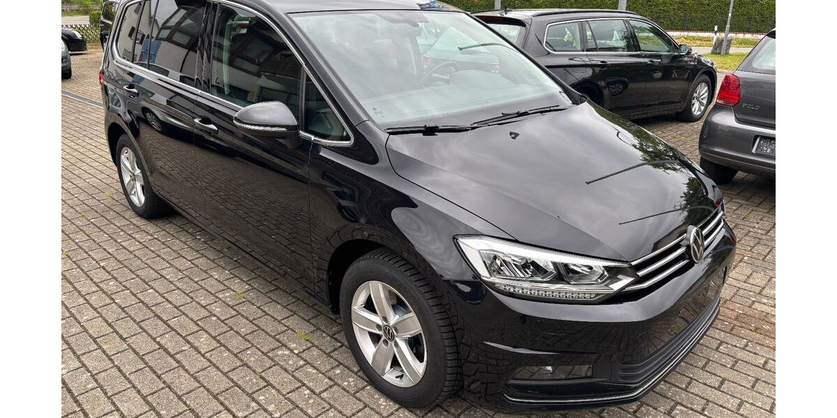 VW Touran 136.000 km 21.700 &euro; Eigeltingen 78253