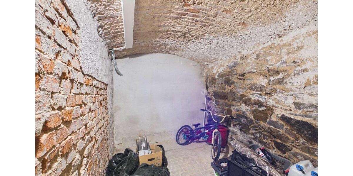 Dachgeschoßwohnung Auerbach/Vogtland Vogtland - 4 Zimmer, 77 m&sup2;, 499&euro; | Angebot:25263482