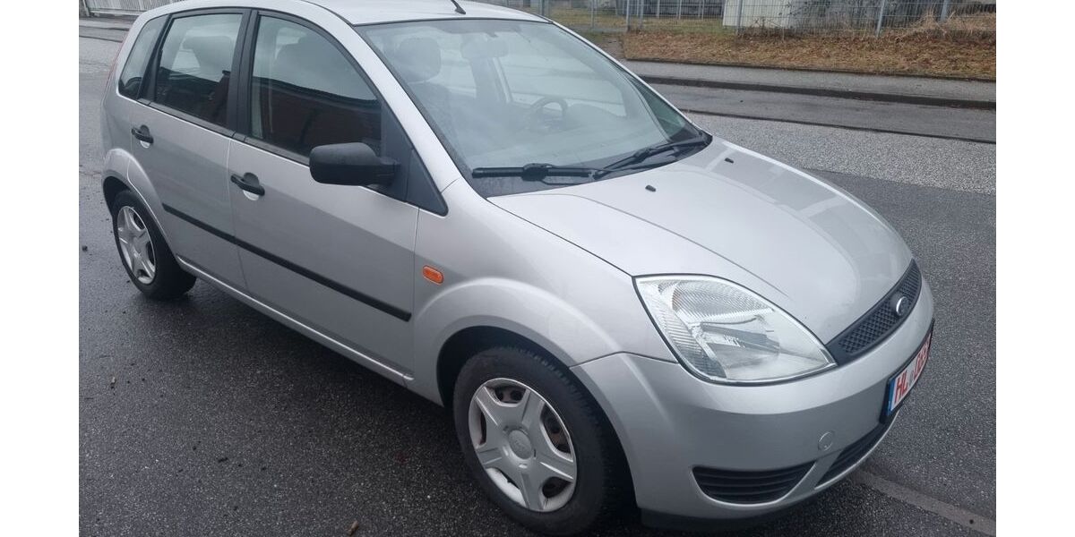 Ford Fiesta 158.000 km 2.480 &euro; Lübeck 23554