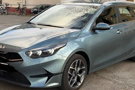 Kia ceed Sportswagon 77.000 km 15.400 &euro; Frankfurt am Main 60594
