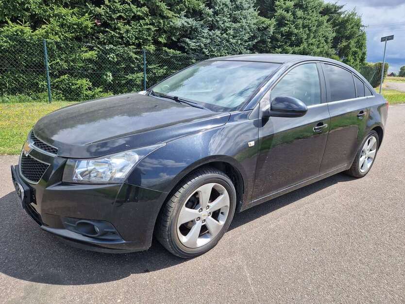 Chevrolet Cruze 124.300 km 4.450 € Nobitz - Niederleupten 04603