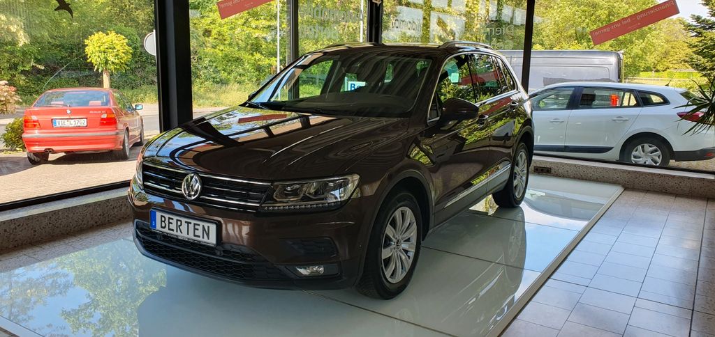 VW Tiguan 121.900 km 16.890 &euro; Nettetal 41334