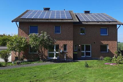 Haus Windeck - 5 Zimmer, 135 m&sup2;, 1.050&euro; | Angebot:26340226