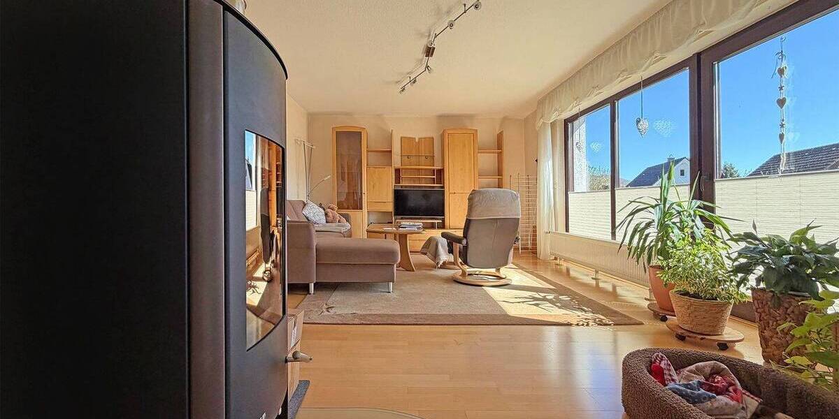 Einfamilienhaus Emmerthal Groß Berkel - 9 Zimmer, 192 m&sup2;, 300.000&euro; | Angebot:26176304